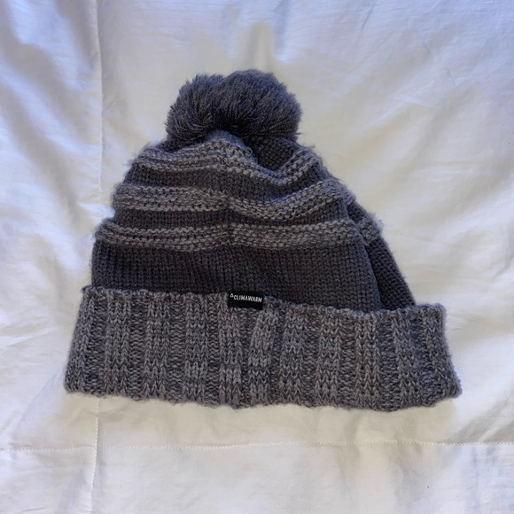 Adidas Winter Stocking Hat With Pom - Picture 2 of 4